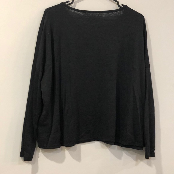 Black Guess Basic Top - Picture 3 of 3